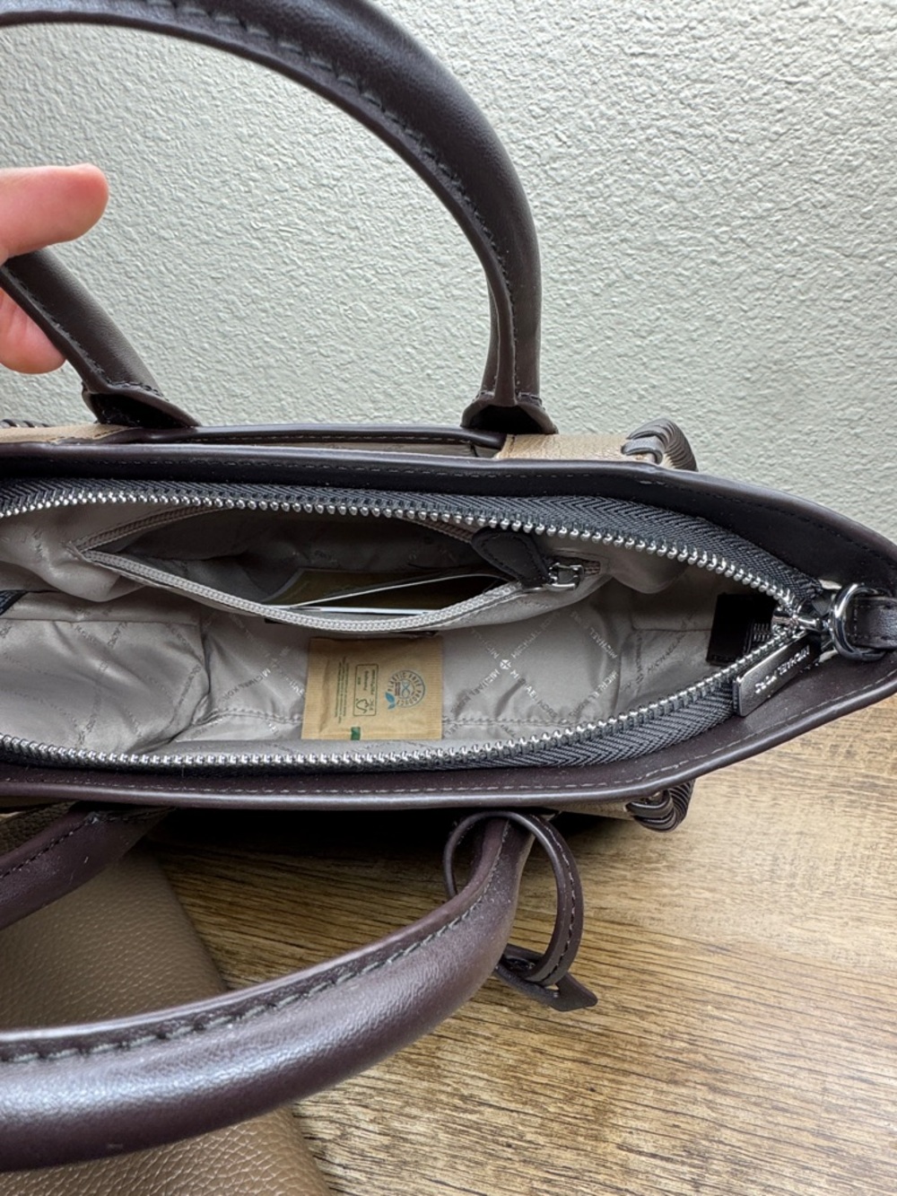 Michael Avril Kors Taupe, Cream & Dark Brown Whipstitch Satchel with Wallet - Picture 6 of 10